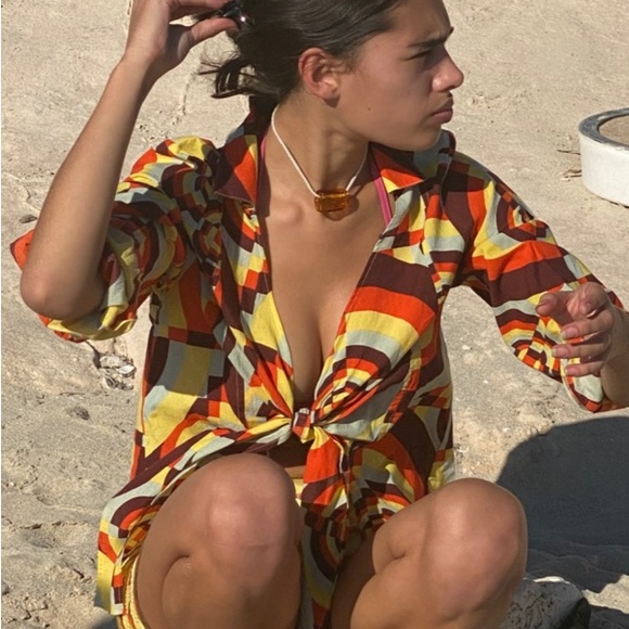 Gimaguas Boom Ma’am Blouse - Picture 2 of 3